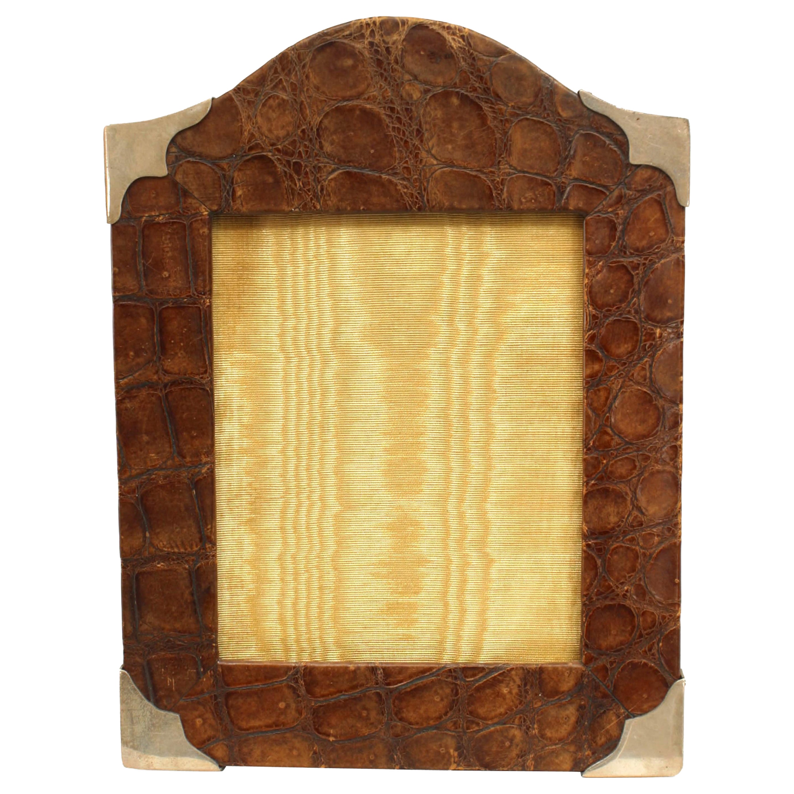 English Victorian Crocodile Picture Frame en vente