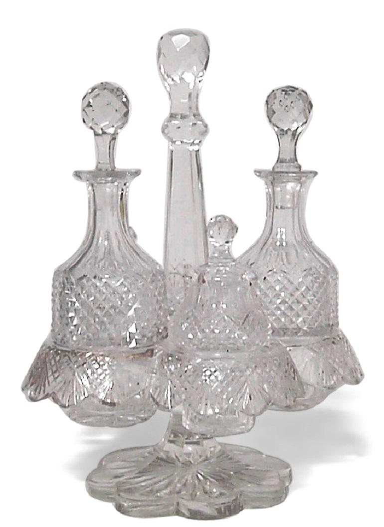 Juego de vinagreras inglesas victorianas de cristal tallado Victoriano en venta