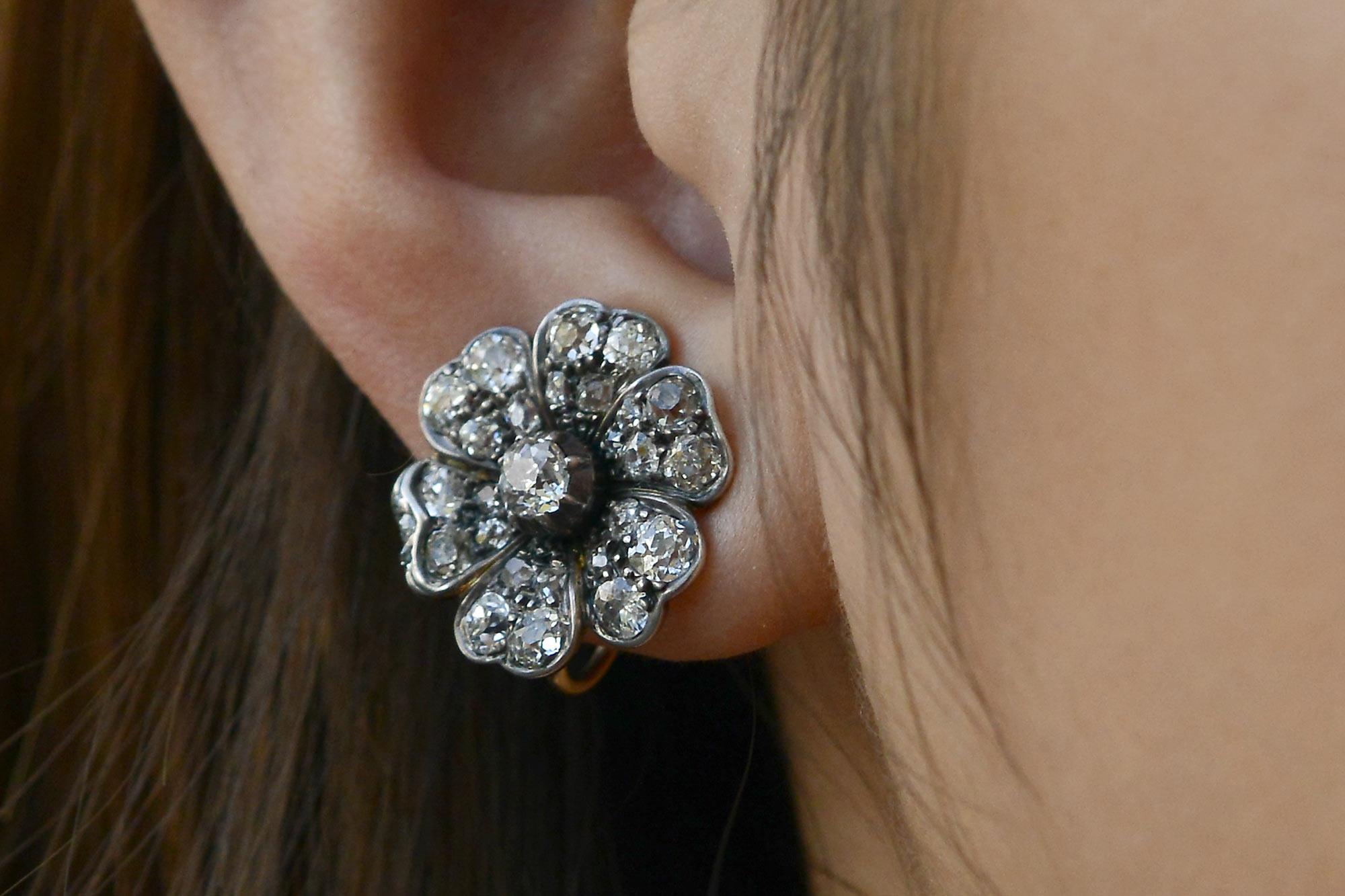 Englische viktorianische Diamant-Blumen-Ohrringe (Viktorianisch) im Angebot