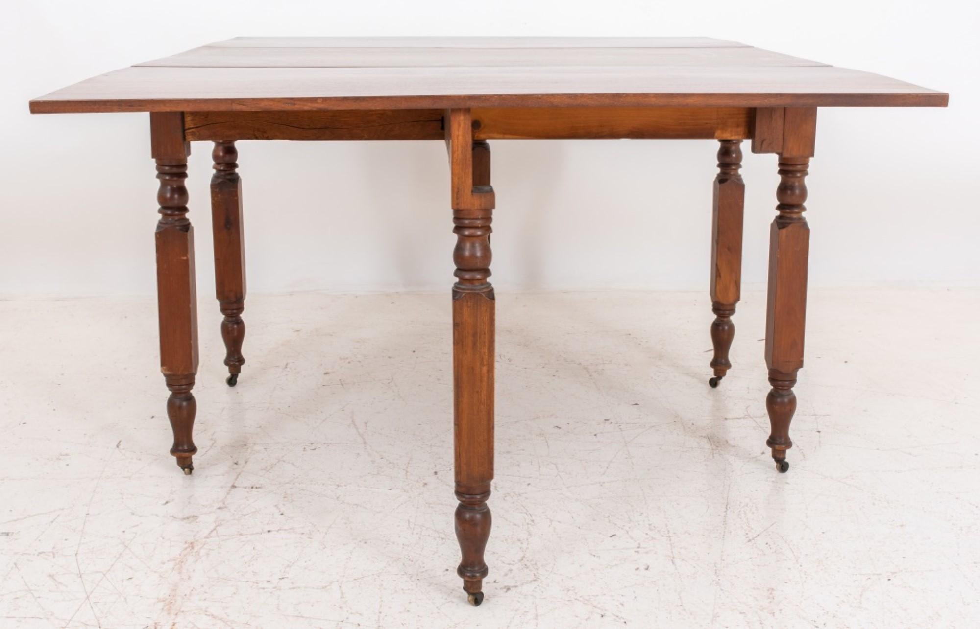 English Victorian Drop Leaf Dining Table, 19th C. For Sale 1