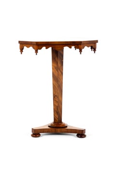 Tavolo occasionale in mogano inglese vittoriano dell'inizio del XIX secolo