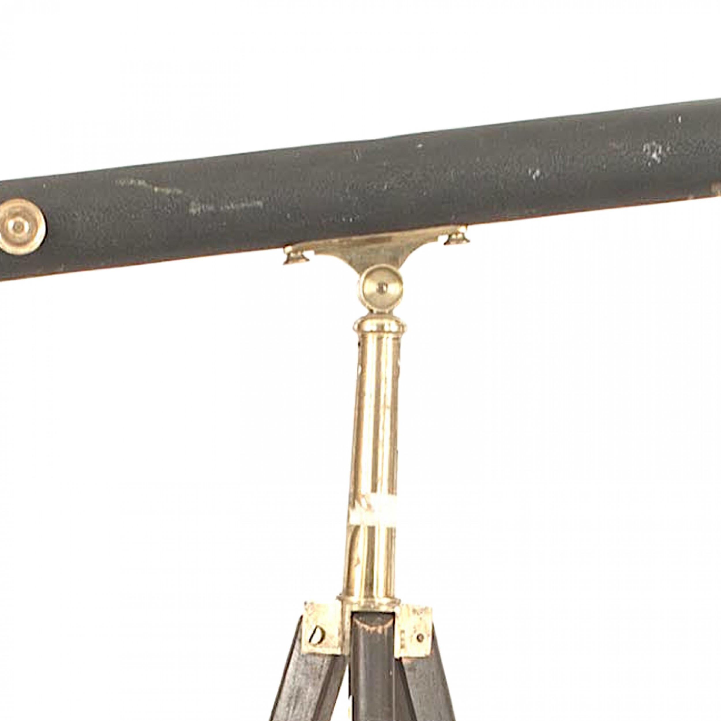 Tacheté Telescope anglais victorien ébénisé en vente