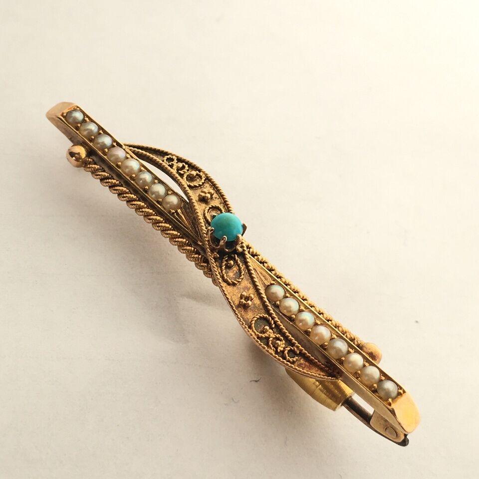 English Victorian Etruscan Revival 15K Turquoise & Seed Pearl Brooch Marked 15C For Sale 6