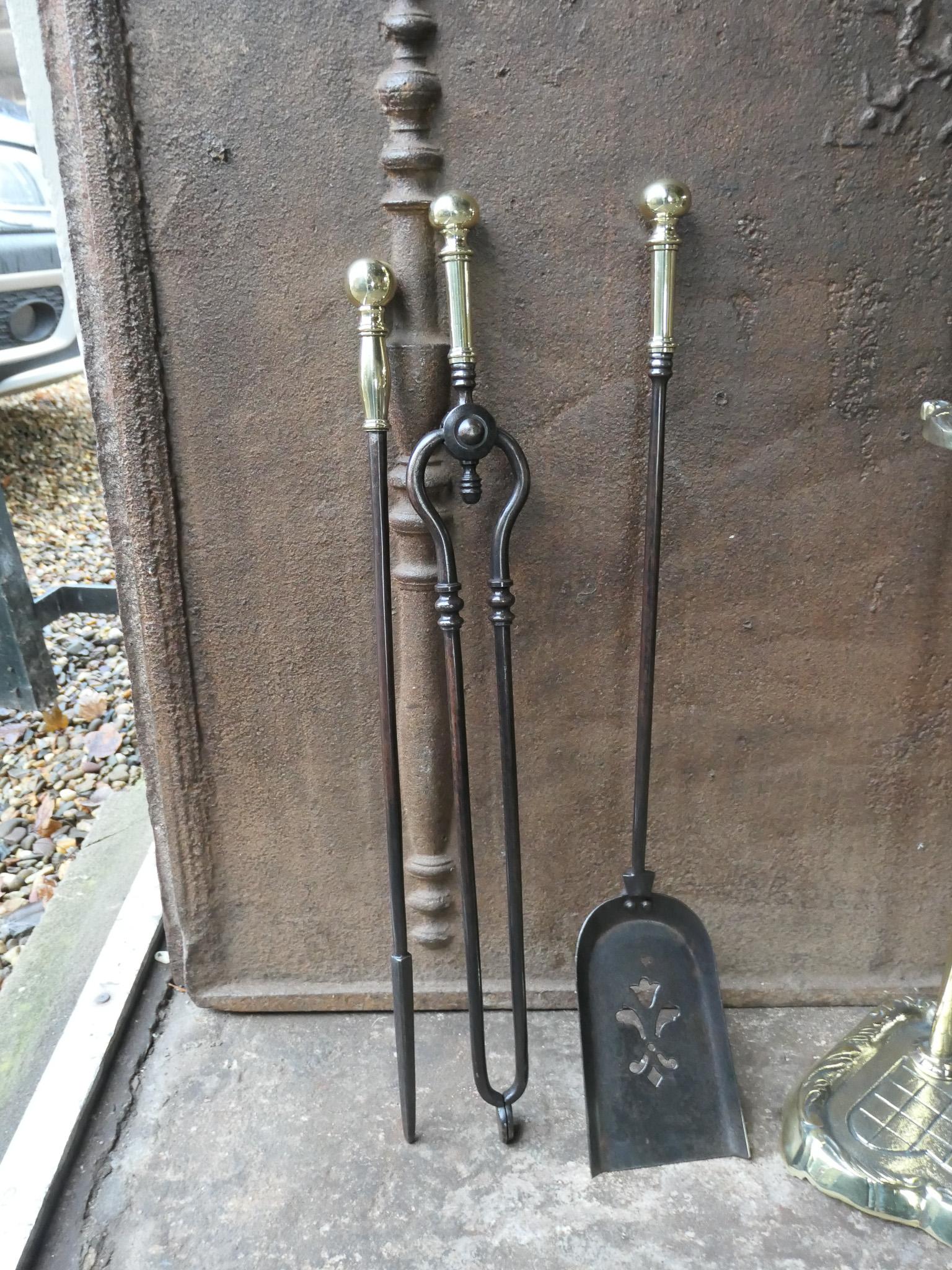 English Victorian Fireplace Tools or Companion Set, 20th Century  For Sale 8