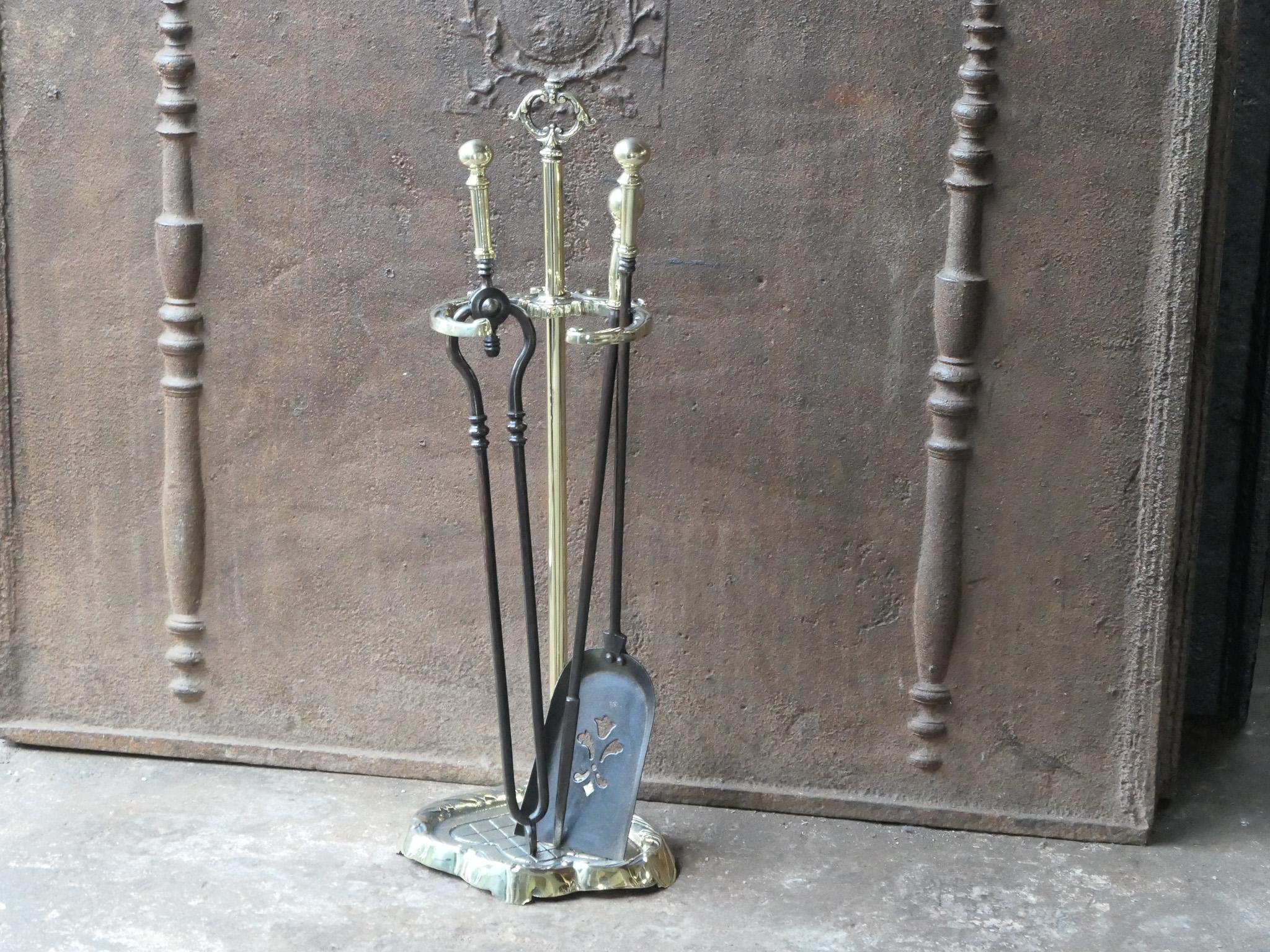 Wrought Iron English Victorian Fireplace Tools or Companion Set, 20th Century  For Sale