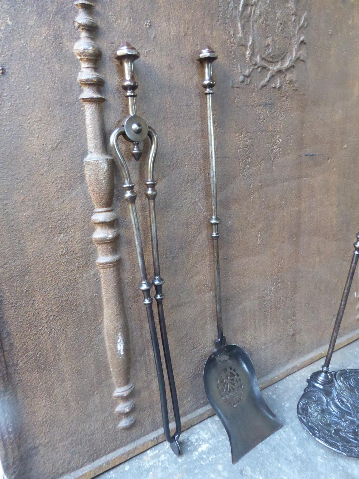 English Victorian Fireplace Tools or Fire Tools, 19th Century 7