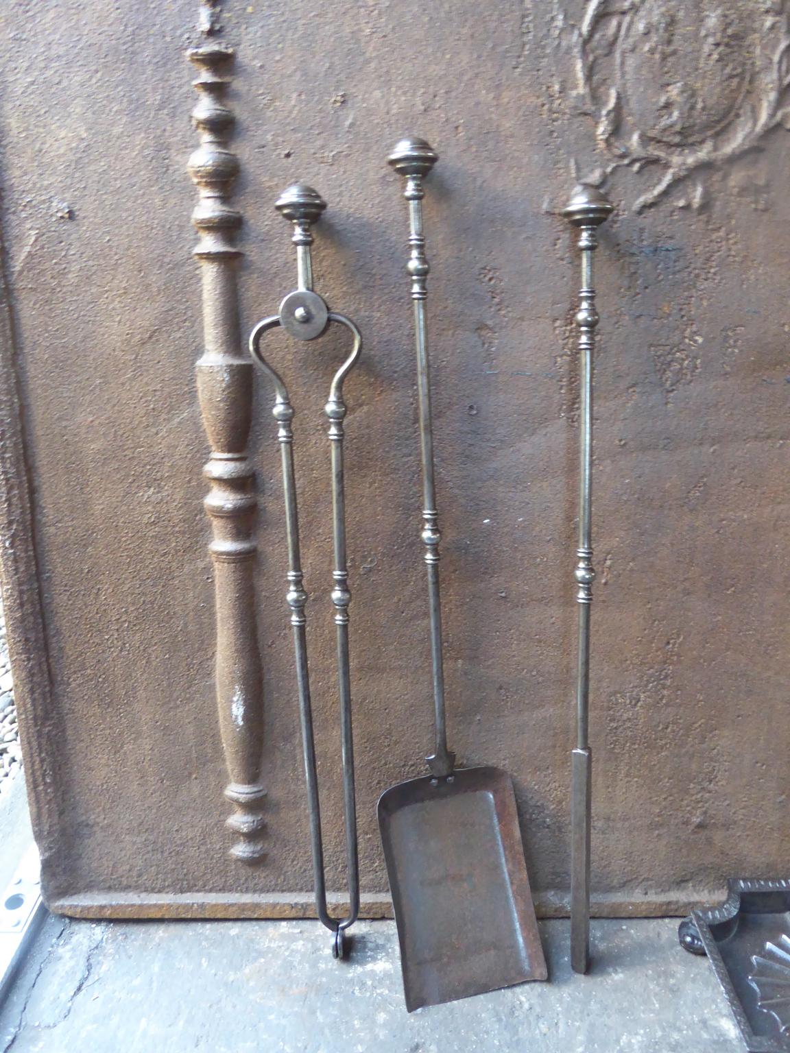 English Victorian Fireplace Tools or Fire Tools, 19th Century 2