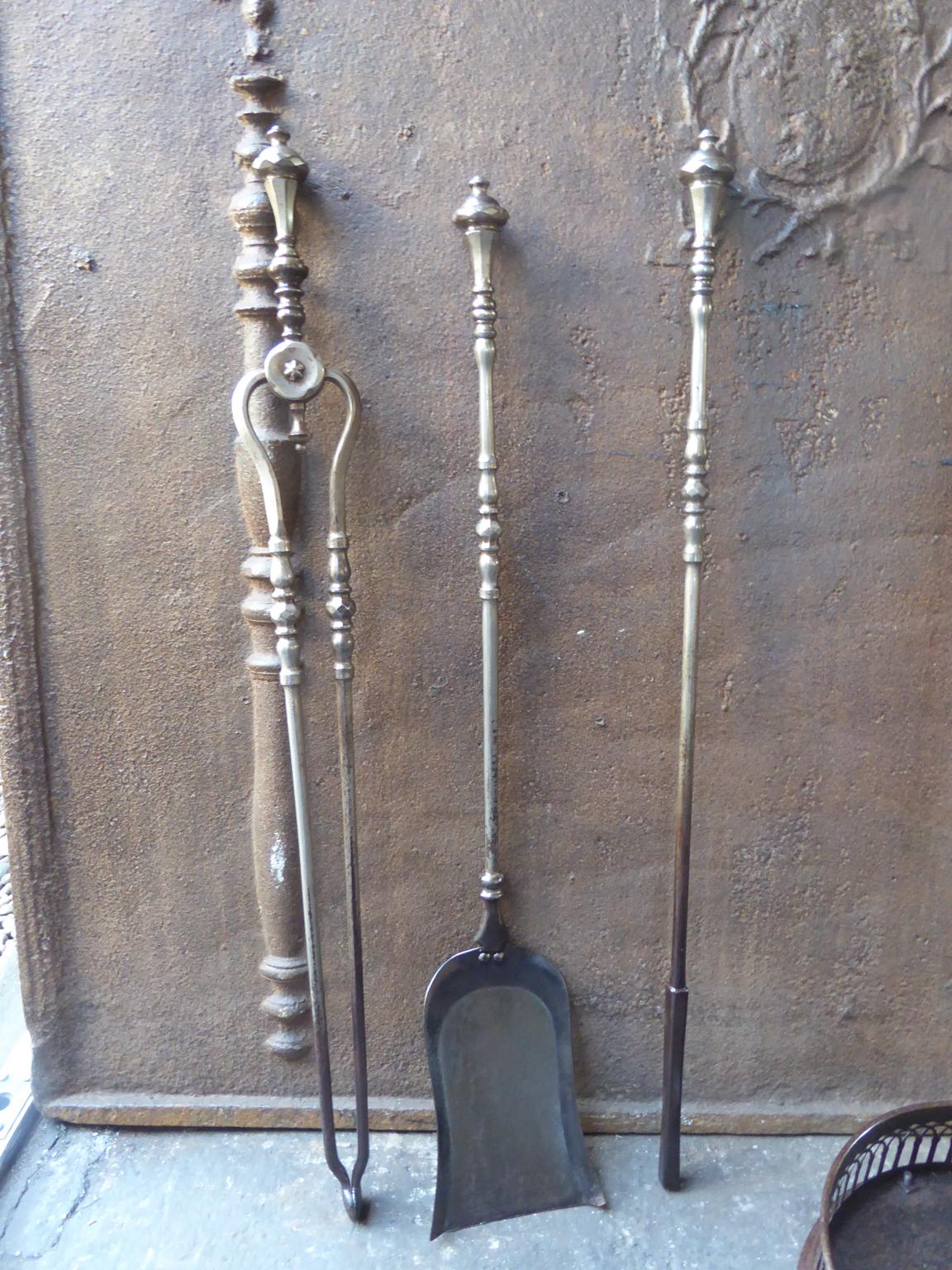 English Victorian Fireplace Tools or Fire Tools, 19th Century 2