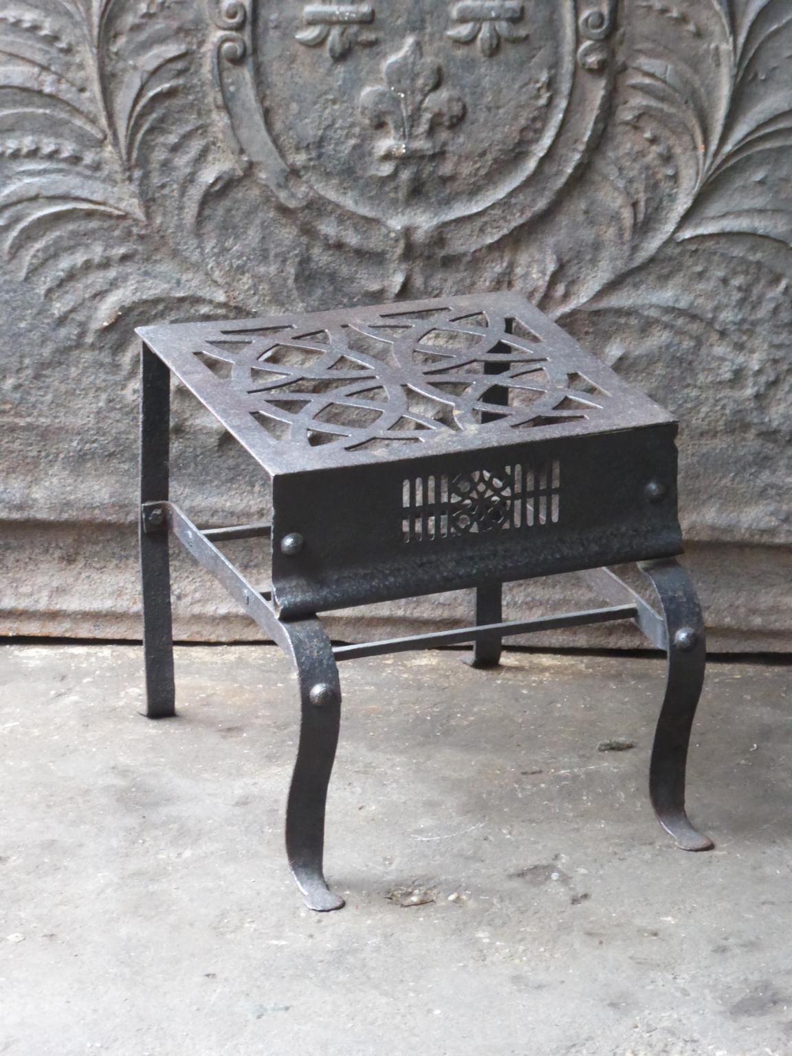 British English Victorian Footman Trivet, 19th Century