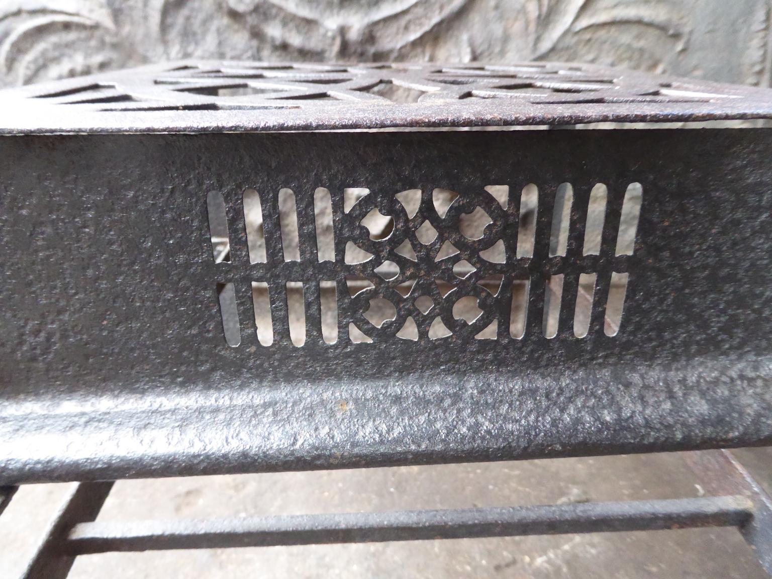 English Victorian Footman Trivet, 19th Century 2