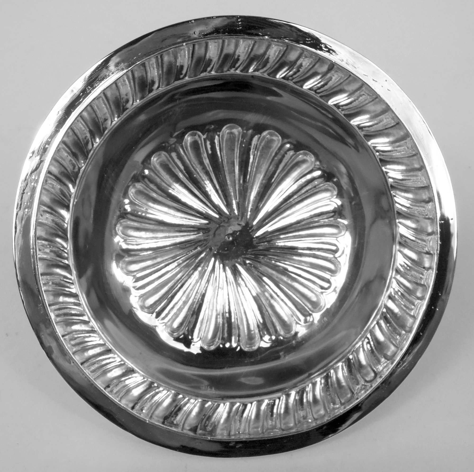 Urna coperta d'argento inglese vittoriana georgiana classica Britannia, 1894 In condizioni buone in vendita a New York, NY