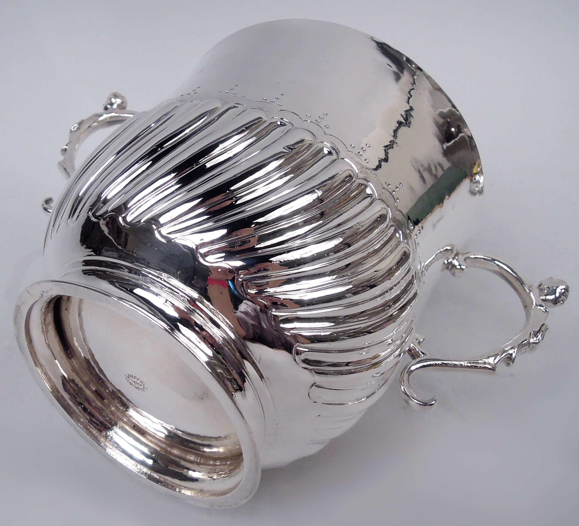 Urna coperta d'argento inglese vittoriana georgiana classica Britannia, 1894 in vendita 2