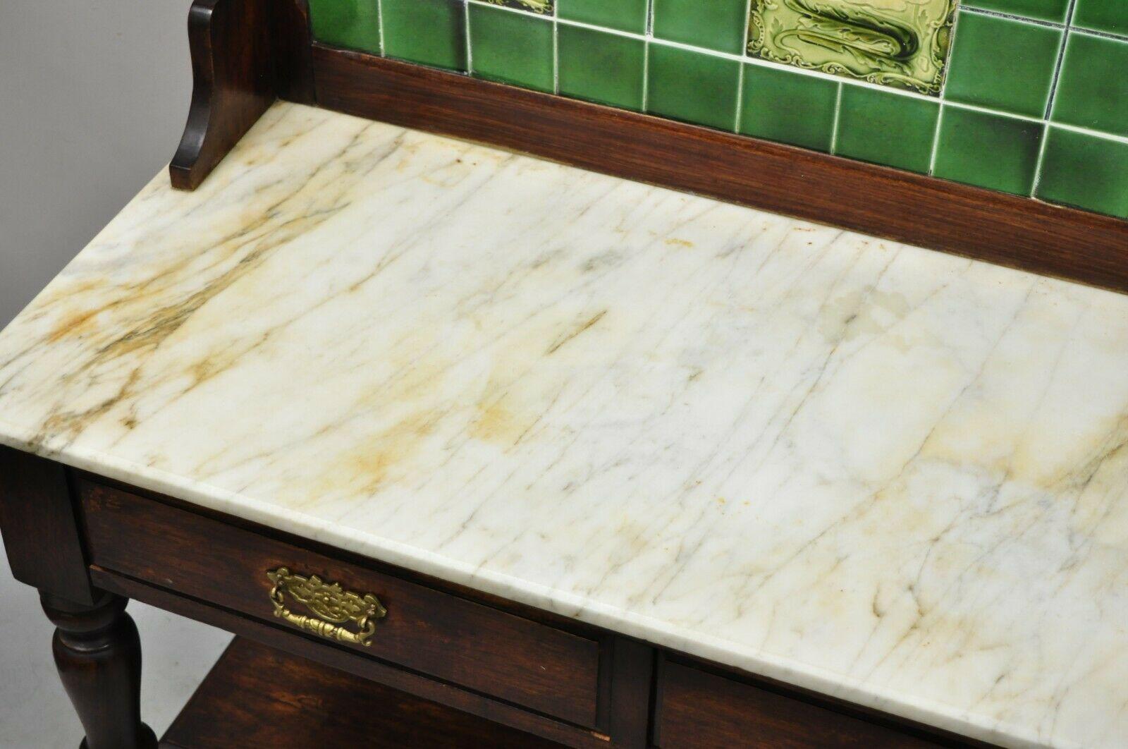 English Victorian Green Ceramic Tile Backsplash Marble Top Washstand Commode In Good Condition In Philadelphia, PA