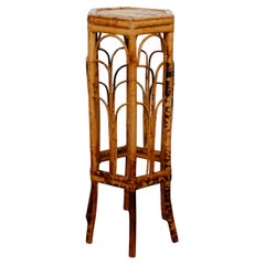 Mesa auxiliar inglesa victoriana hexagonal de bambú y carey