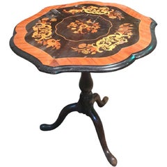 English Victorian Inlaid Tilt Top Table