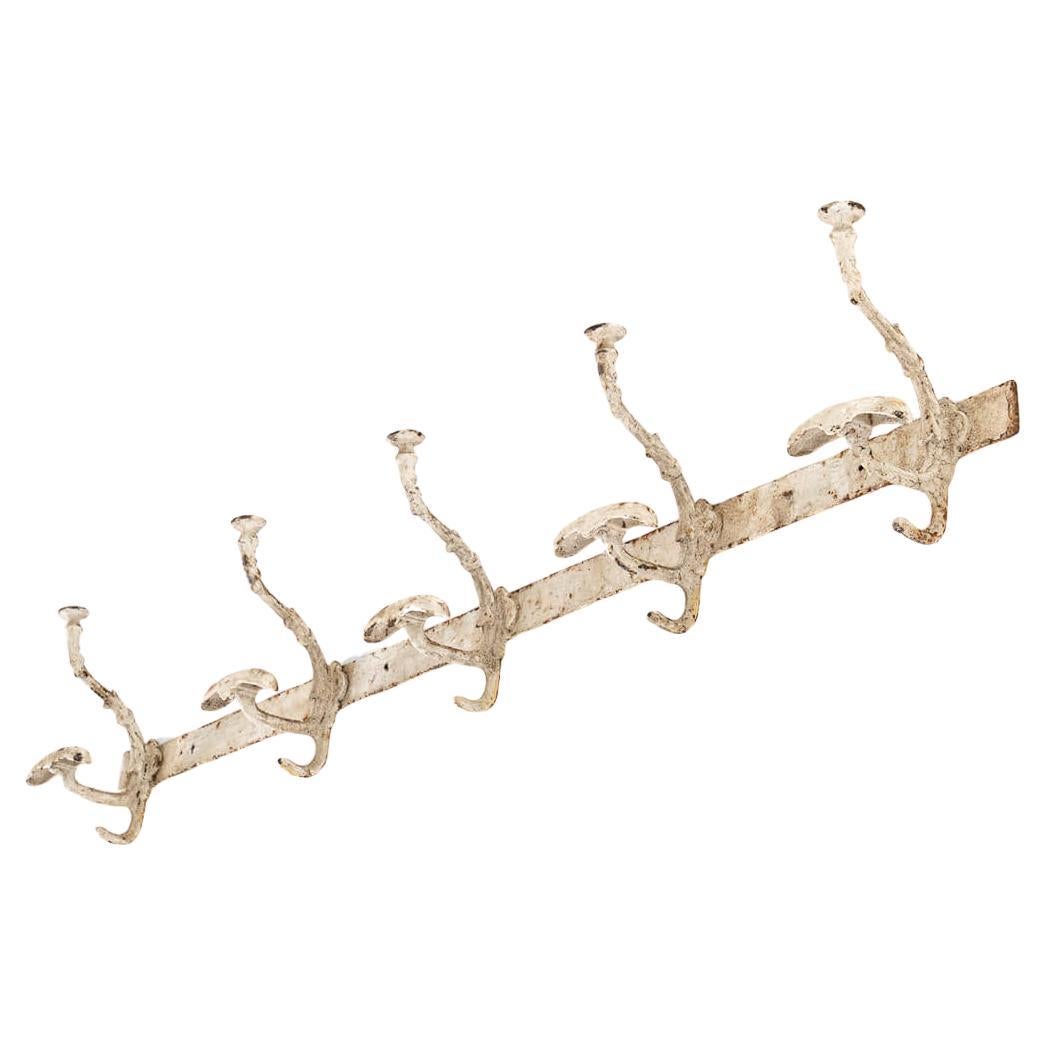 English Victorian Iron Coat Hooks en vente