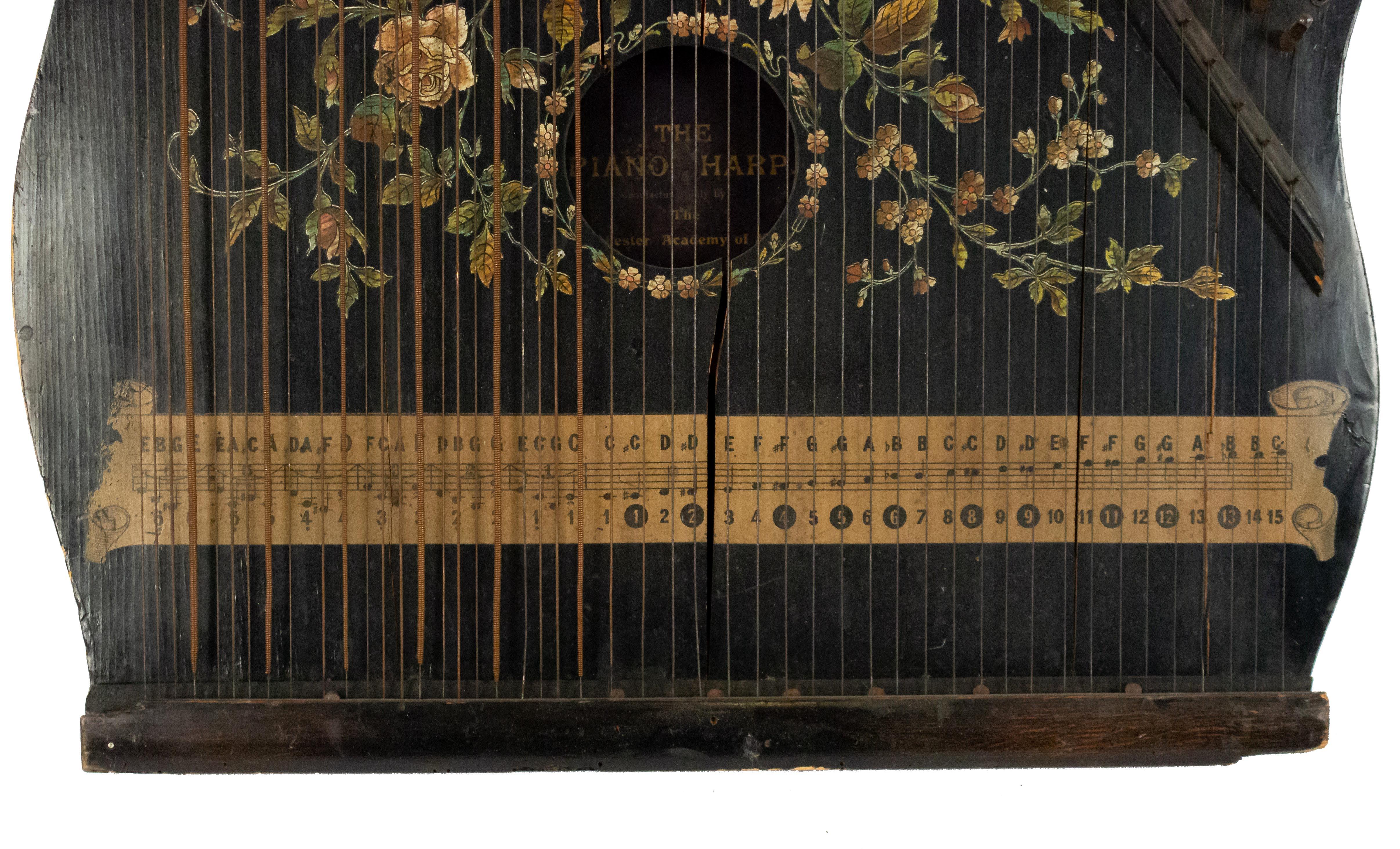 Gold English Victorian Lacquered Zither