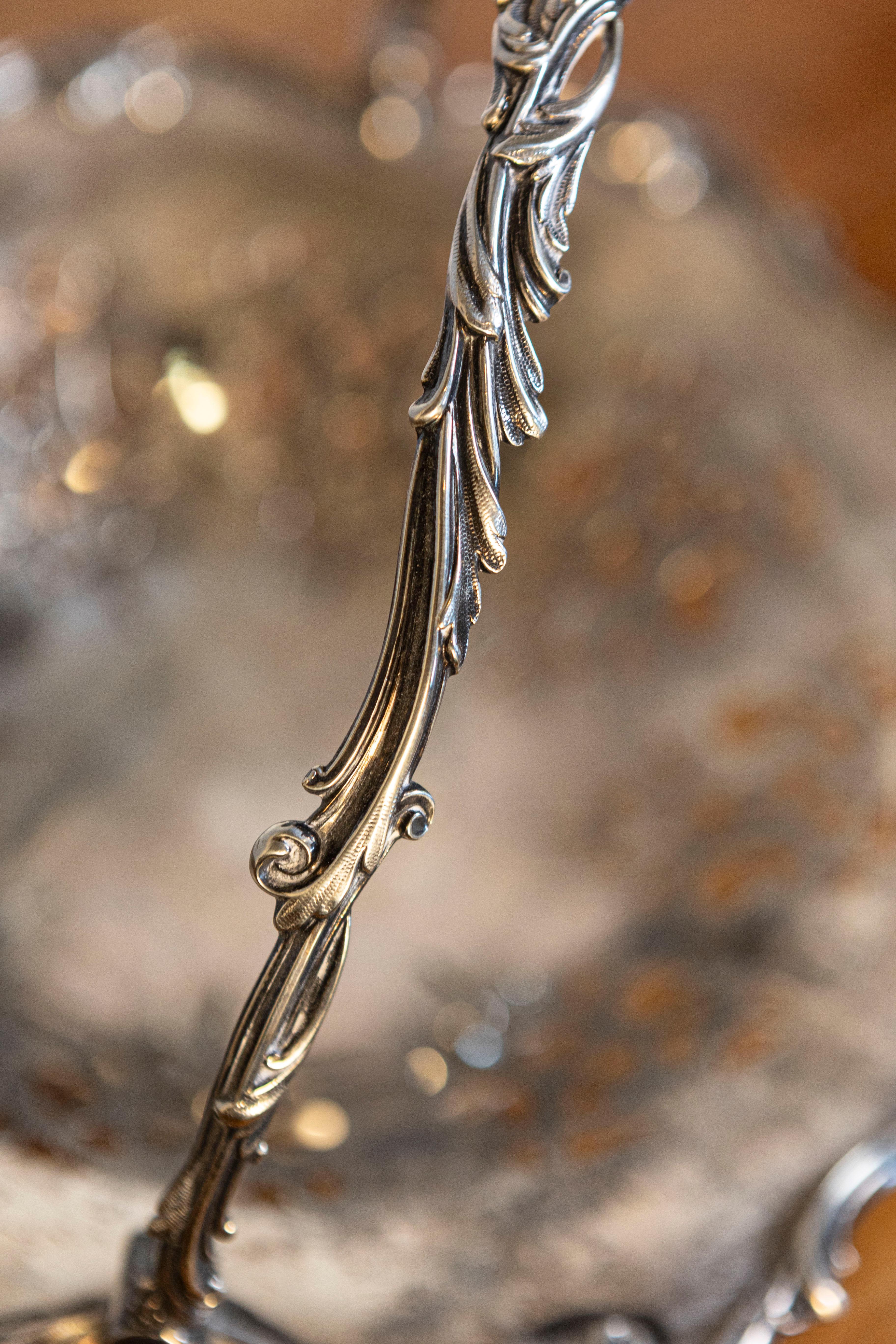 Cesta de plata inglesa victoriana de finales del siglo XIX para pasteles Melvin Pratt con asa en Bueno estado para la venta en Atlanta, GA