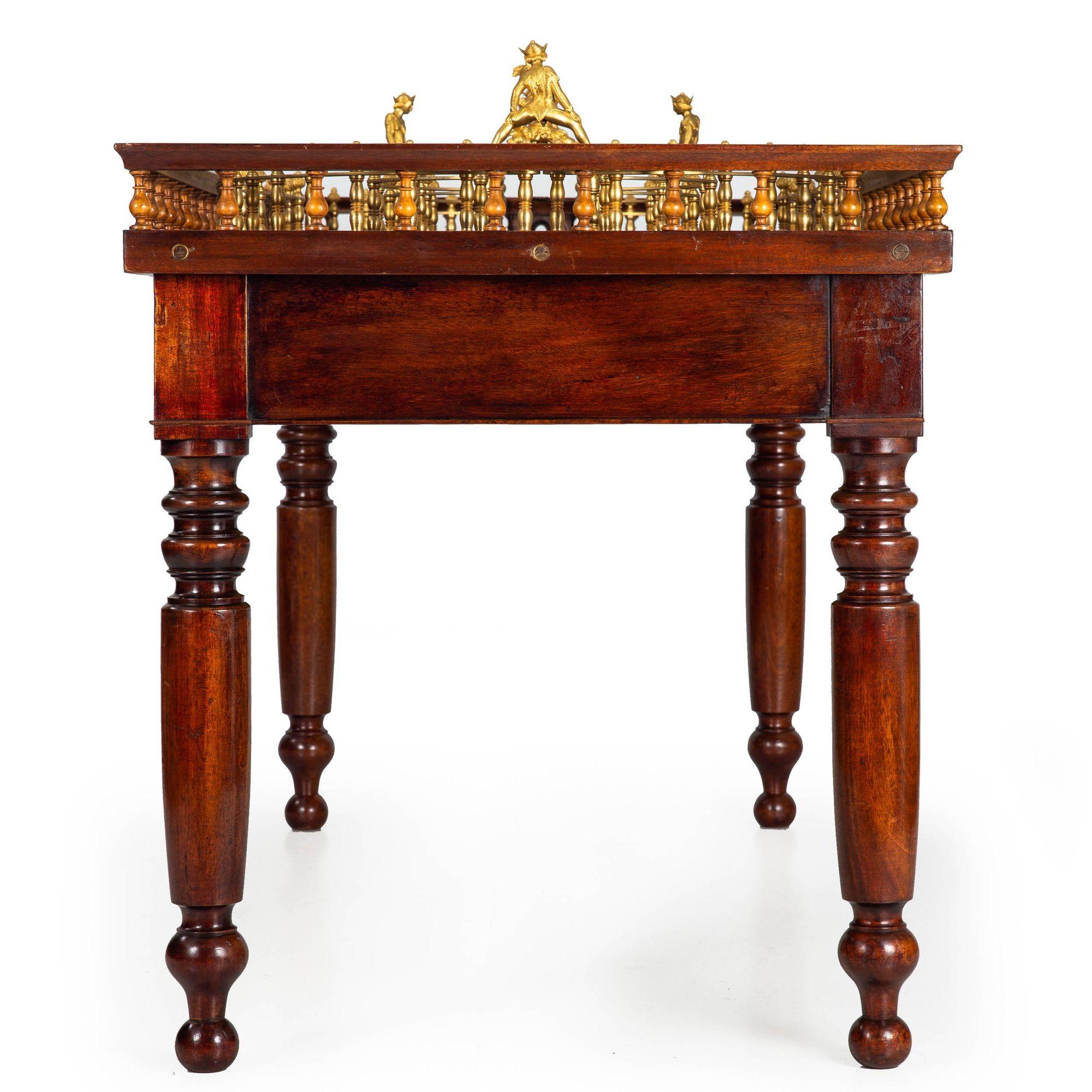 Victorien Table de jeu de quilles ancienne en acajou de l'époque victorienne anglaise