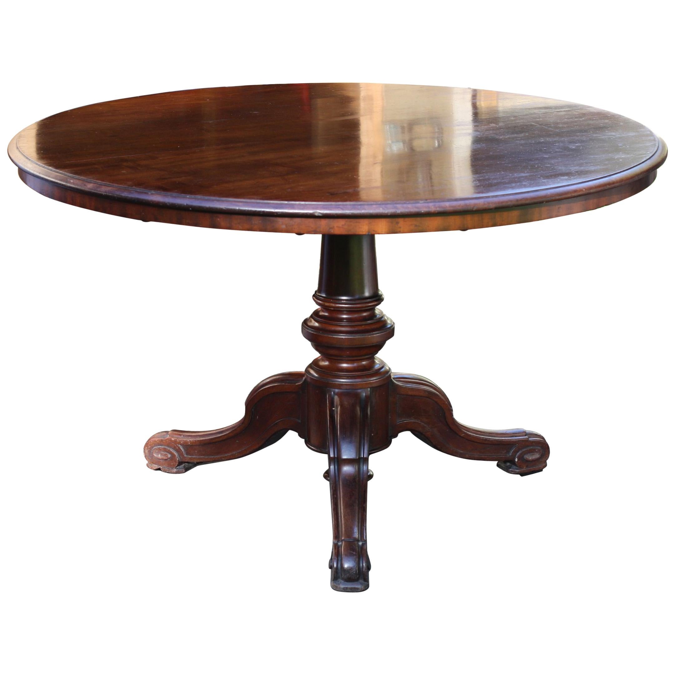 English Victorian Mahogany Centre Table by Lamb of Manchester im Angebot