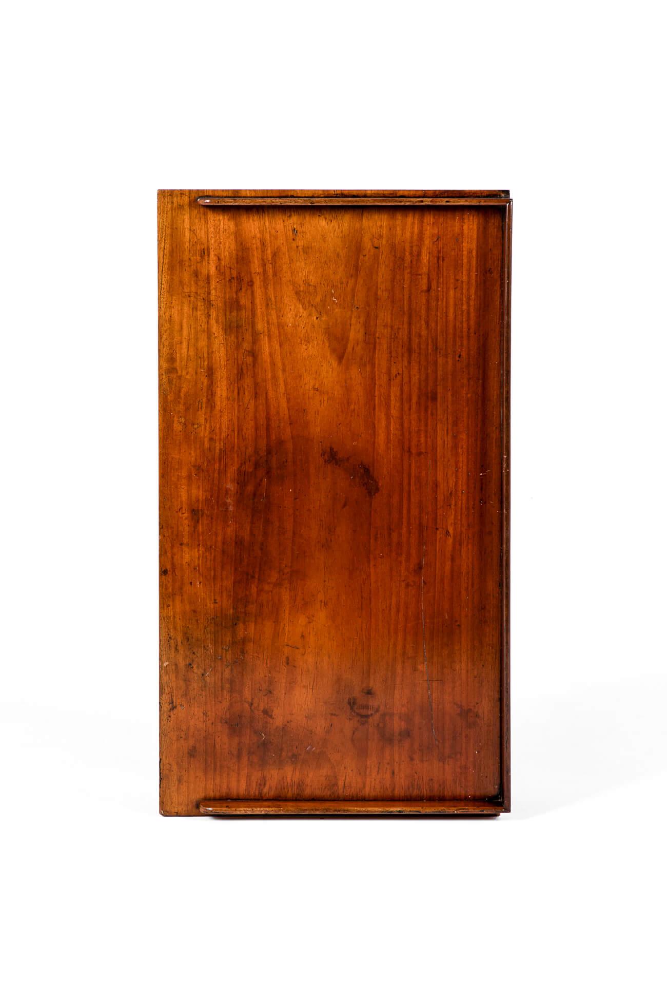 XIXe siècle Table d'entrée victorienne anglaise en acajou en vente