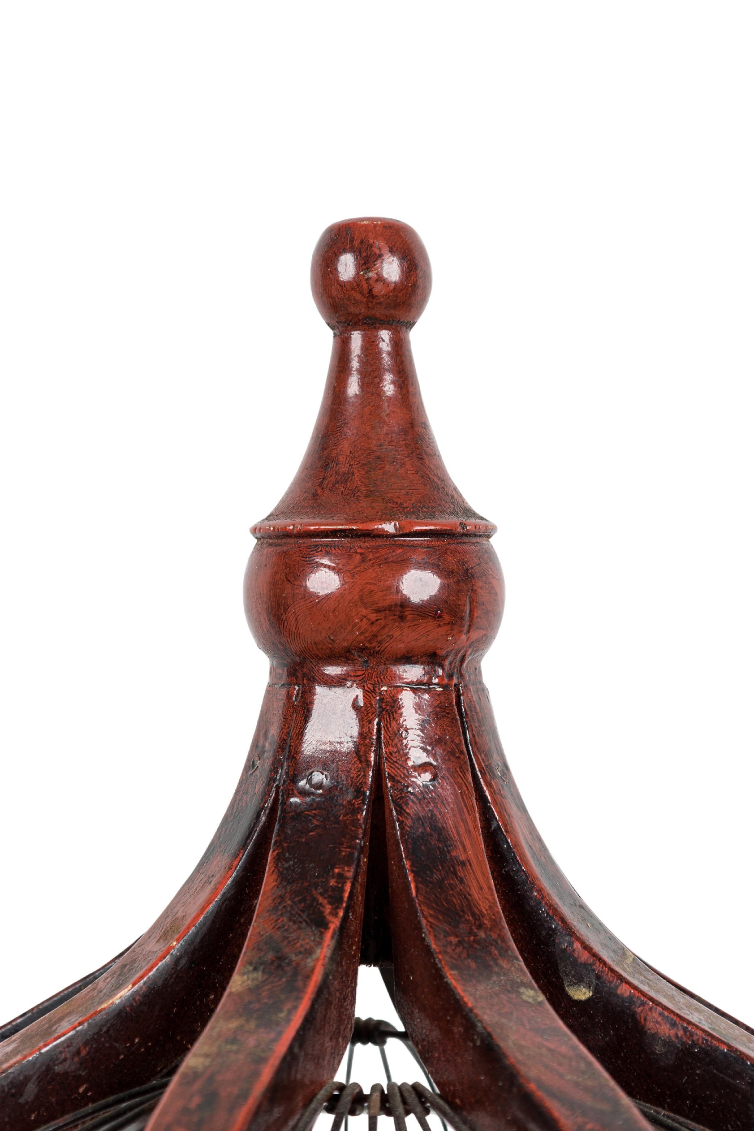 Jaula Victoriana Inglesa de Madera y Metal en venta 5