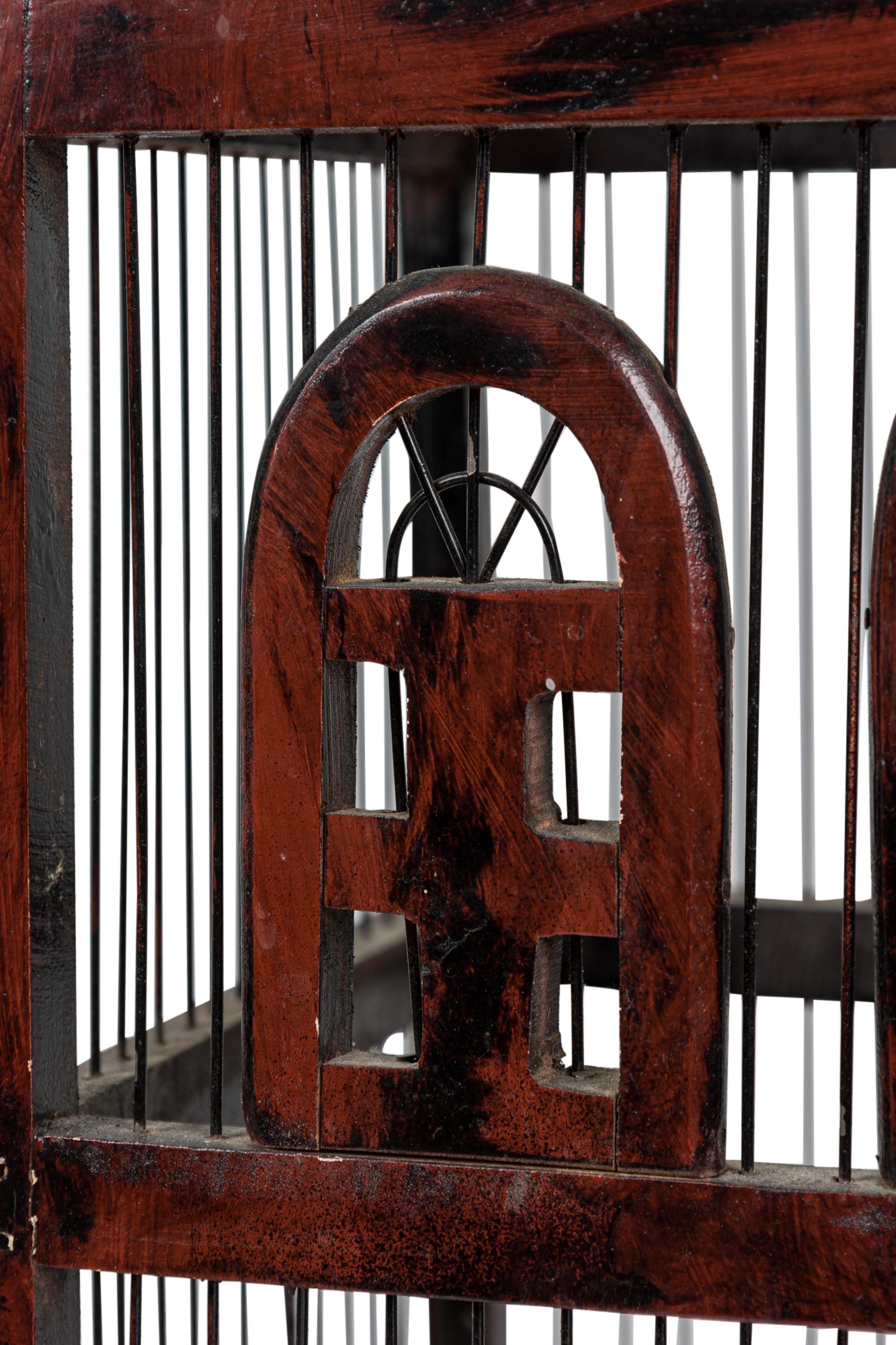 Jaula Victoriana Inglesa de Madera y Metal en venta 6