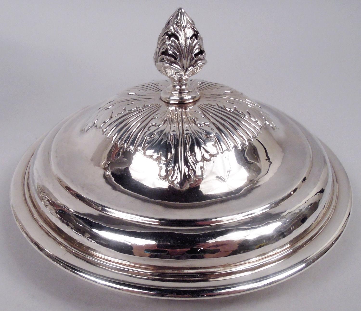 Coppa trofeo inglese vittoriana neoclassica Britannia in argento 1896 In condizioni buone in vendita a New York, NY