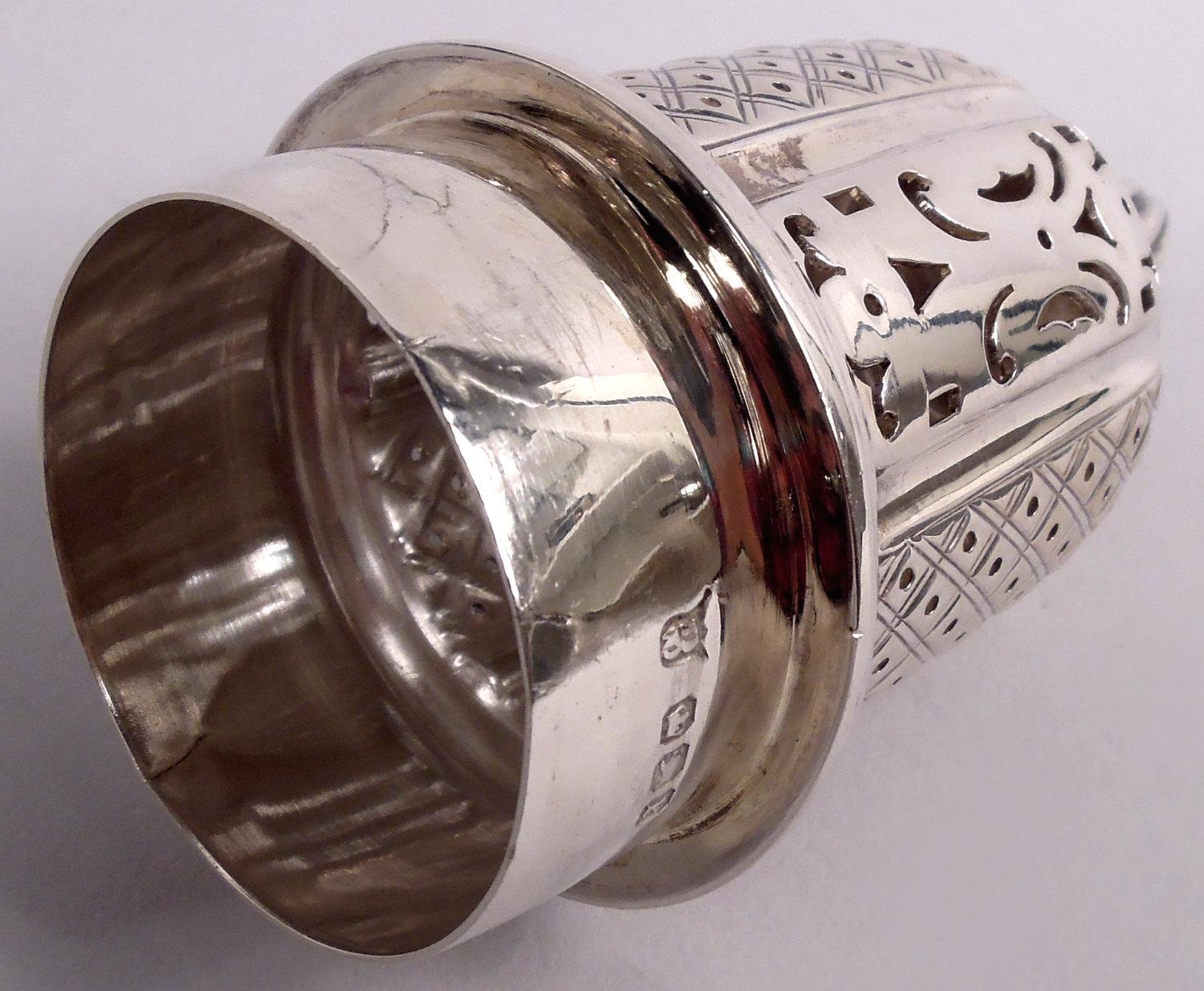 Britannique Sucrier néoclassique anglais victorien en argent sterling, 1897 en vente
