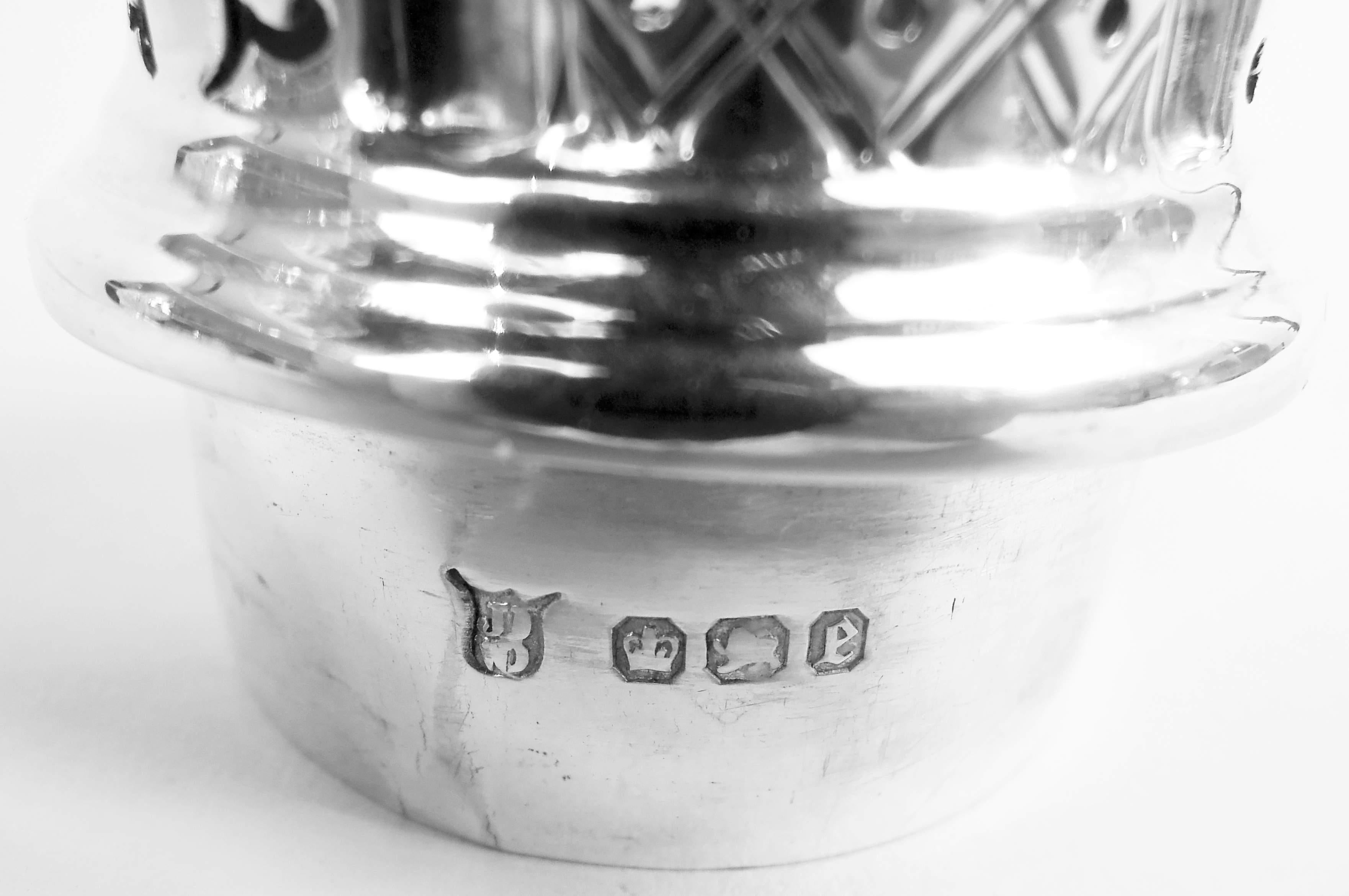 Fin du XIXe siècle Sucrier néoclassique anglais victorien en argent sterling, 1897 en vente