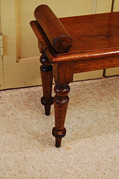 English Victorian Oak Hall Bench Four Feet Long with Turned Legs, Roll Ends