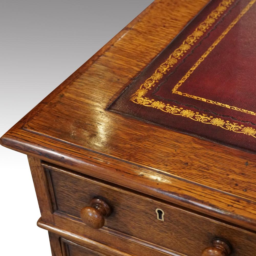 Mid-19th Century English Victorian Oak Partners Desk