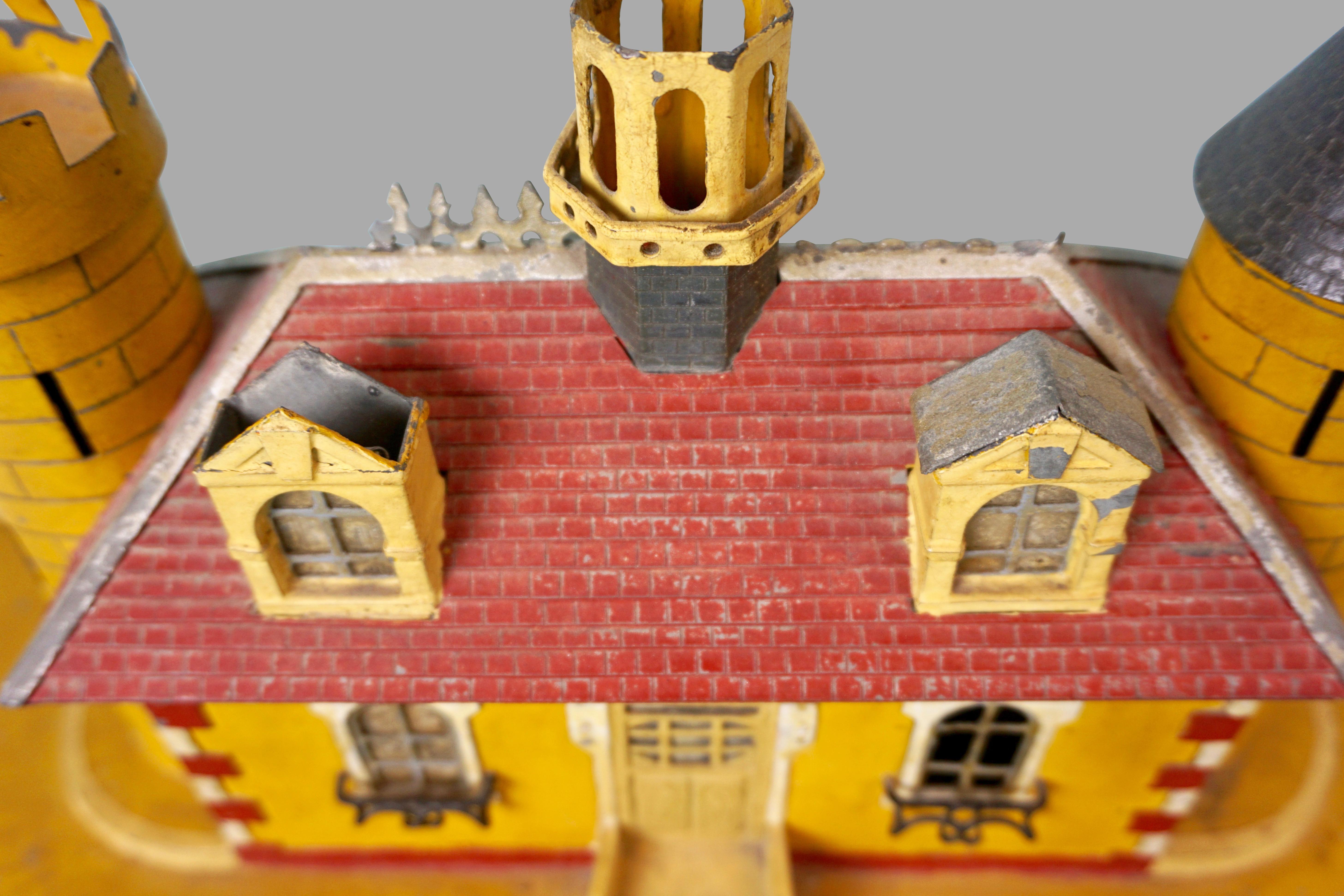 English Victorian Painted Tin Coin Bank in the Form of a Castle In Good Condition In San Francisco, CA
