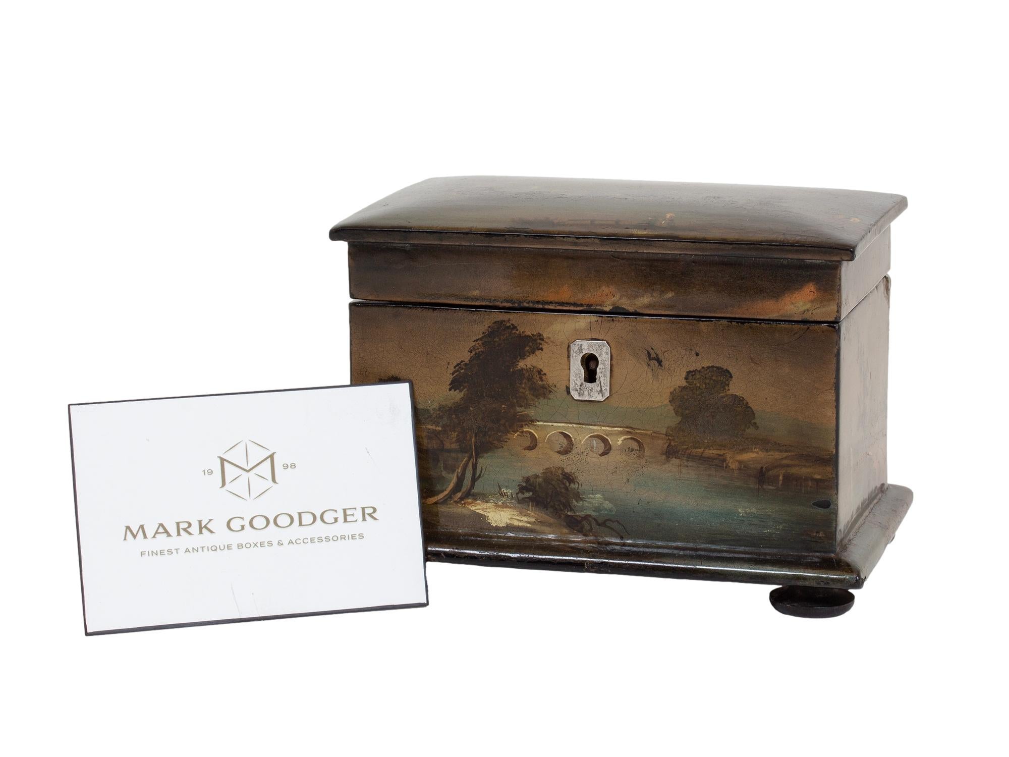 Fait main Boîte à thé victorienne en papier mâché en vente