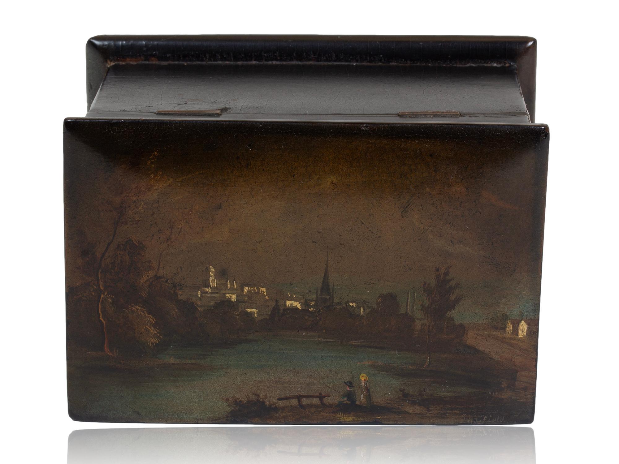 Boîte à thé victorienne en papier mâché en vente 1