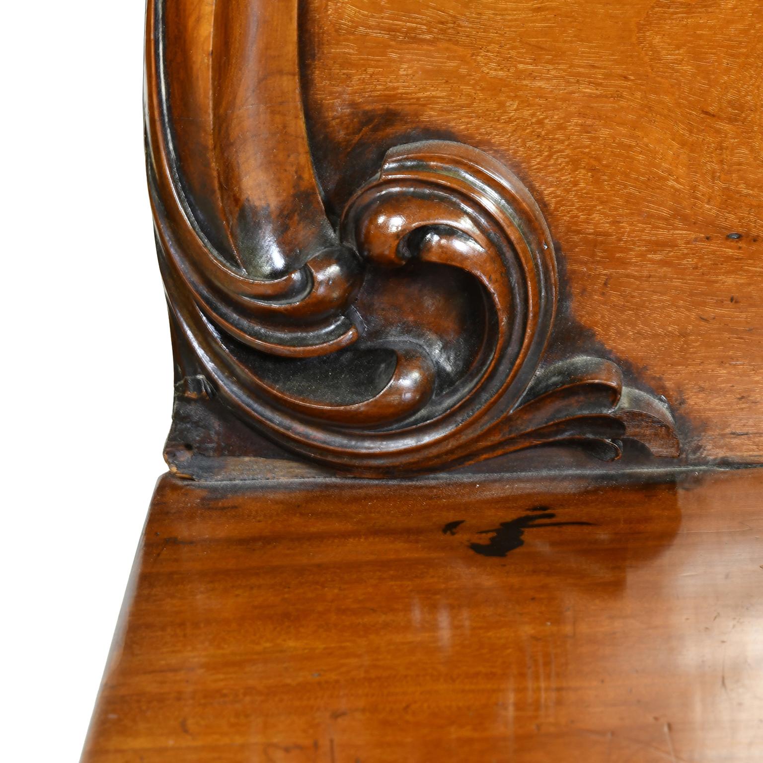 English Victorian Pedestal Base Sideboard in Mahogany, circa 1850 For Sale 8