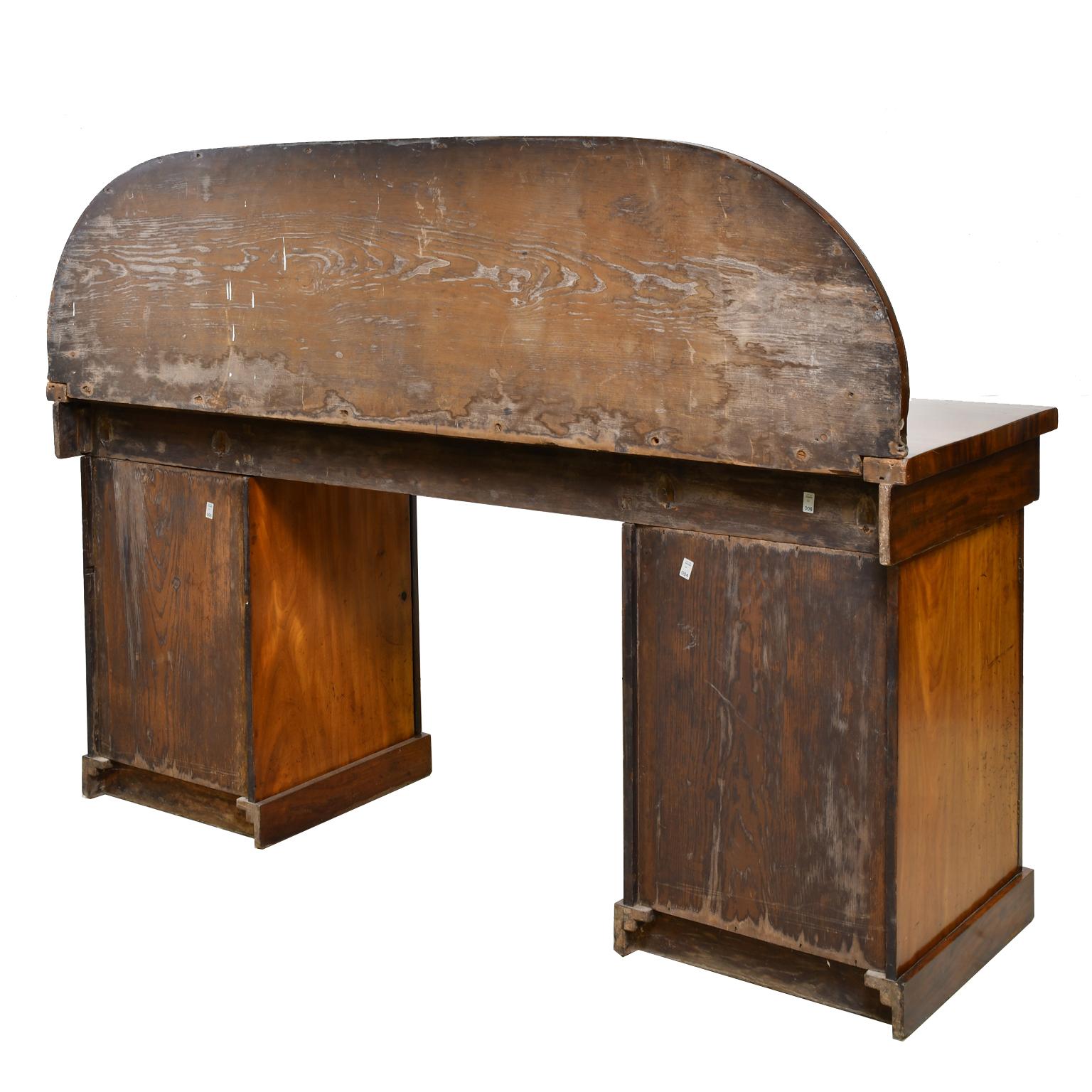 English Victorian Pedestal Base Sideboard in Mahogany, circa 1850 For Sale 2