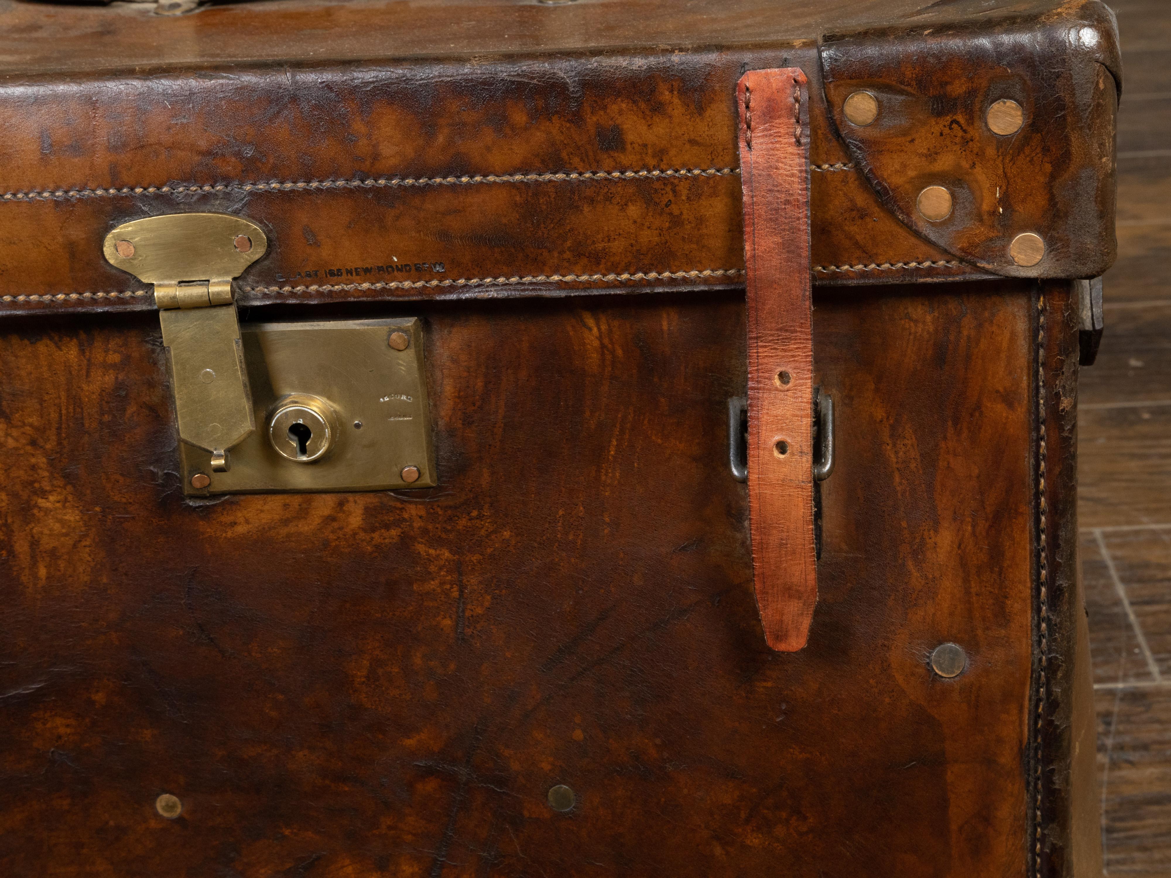 Sombrerera de piel inglesa de época victoriana de 1880 con separador extraíble en venta 3