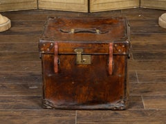 Sombrerera de piel inglesa de época victoriana de 1880 con separador extraíble