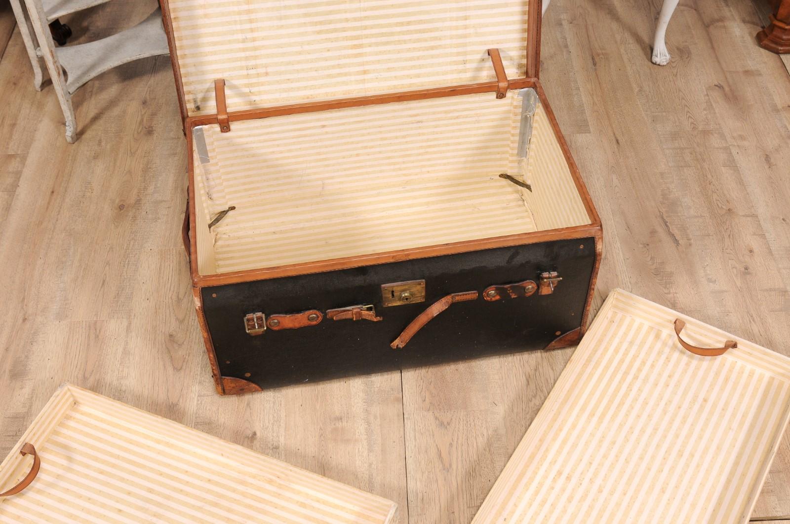English Victorian Period 19th Century Black Traveling Trunk With Initials J.G.F. For Sale 9