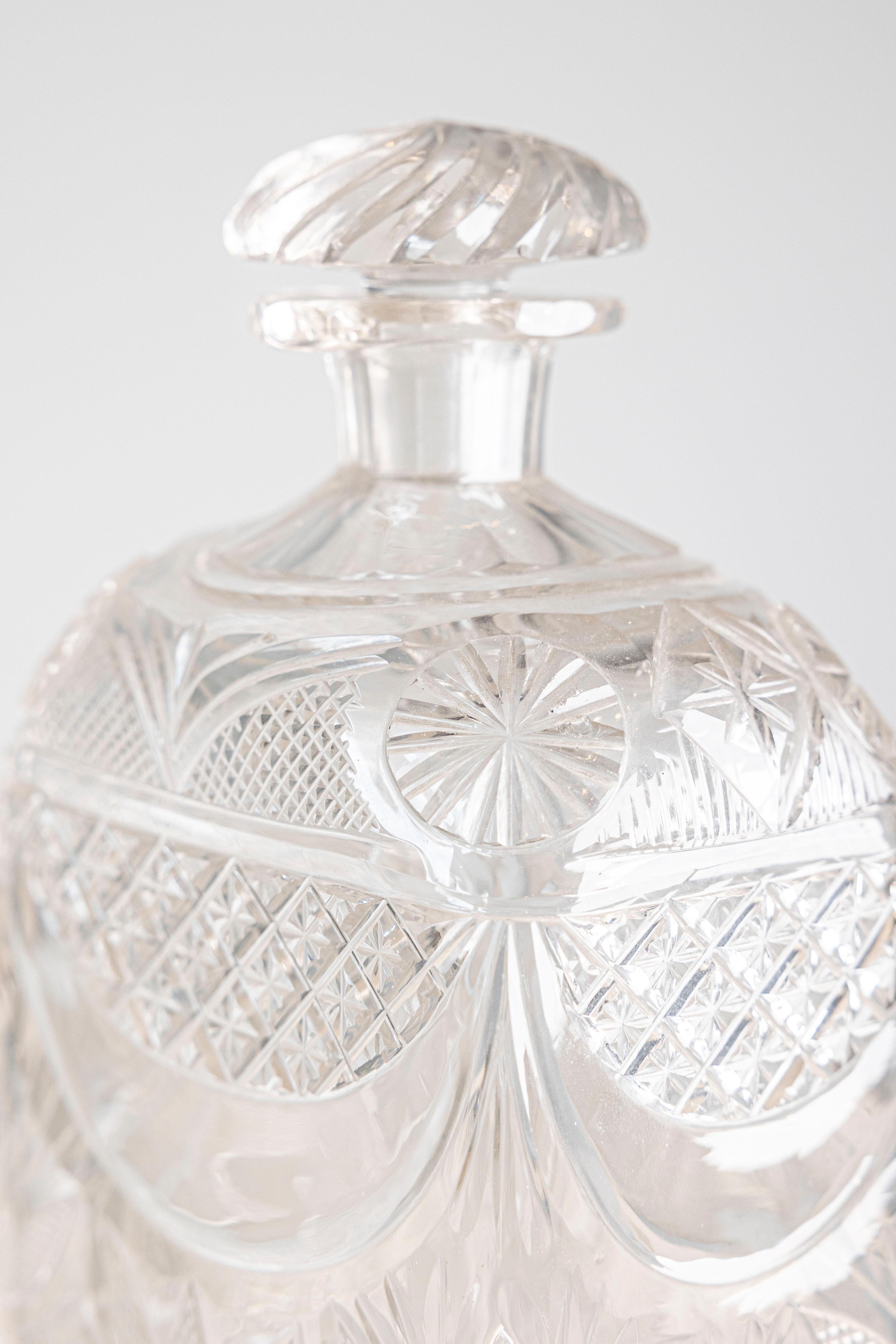 English Victorian Period 19th Century Etched Glass Vanity Bottle with Foliage 3