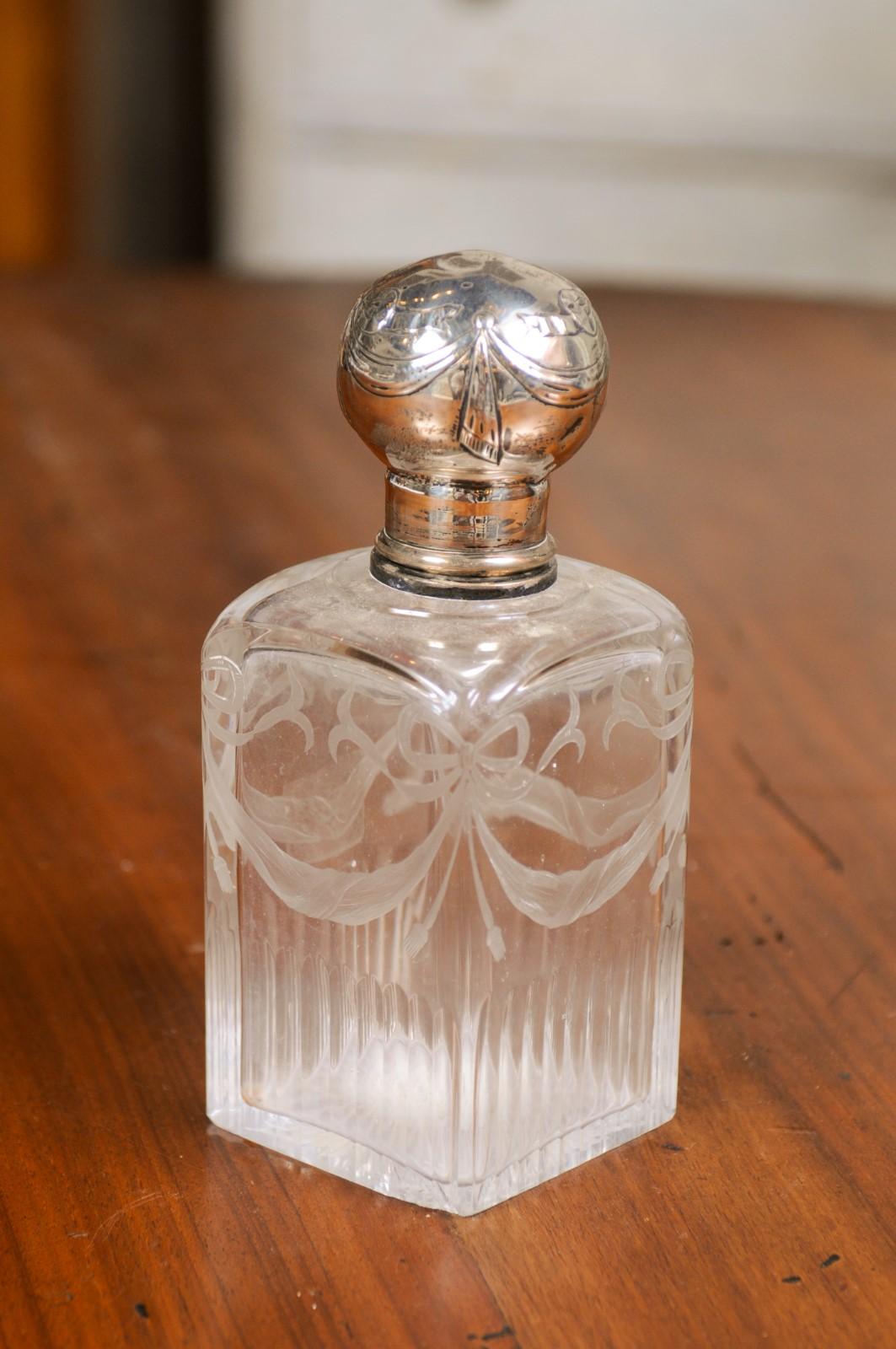 English Victorian Period 19th Century Etched Glass Vanity Bottle with Silver Lid 8