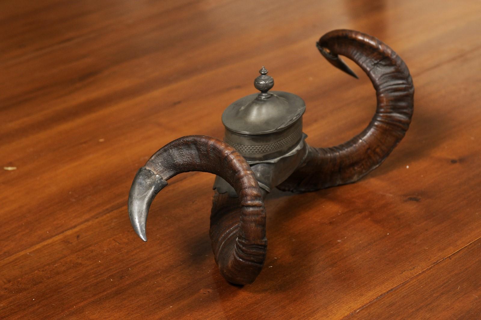 English Victorian Period 19th Century Ram's Horns Inkwell with Metal Canister 7