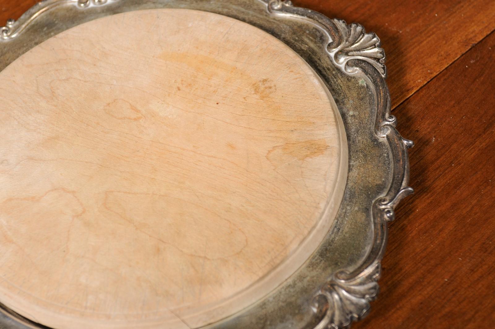 English Victorian Period 19th Century Silver Bread Board with Scalloped Edges For Sale 1