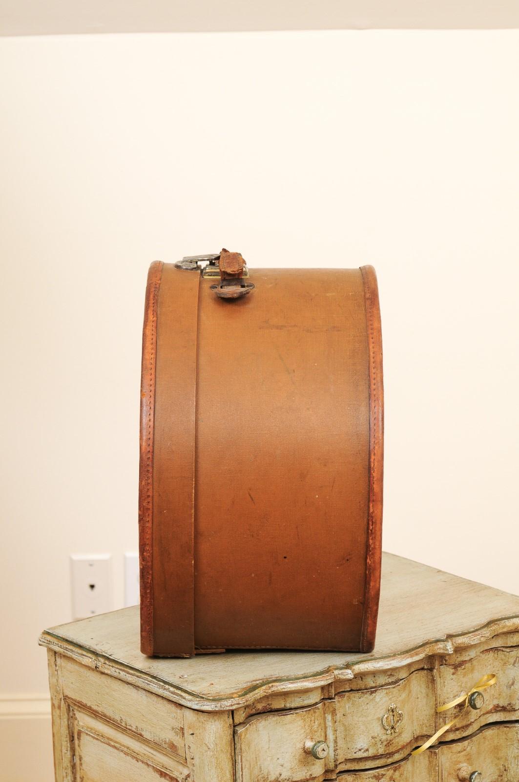 English Victorian Period First Class Travel Leather Hat Box, circa 1850 4