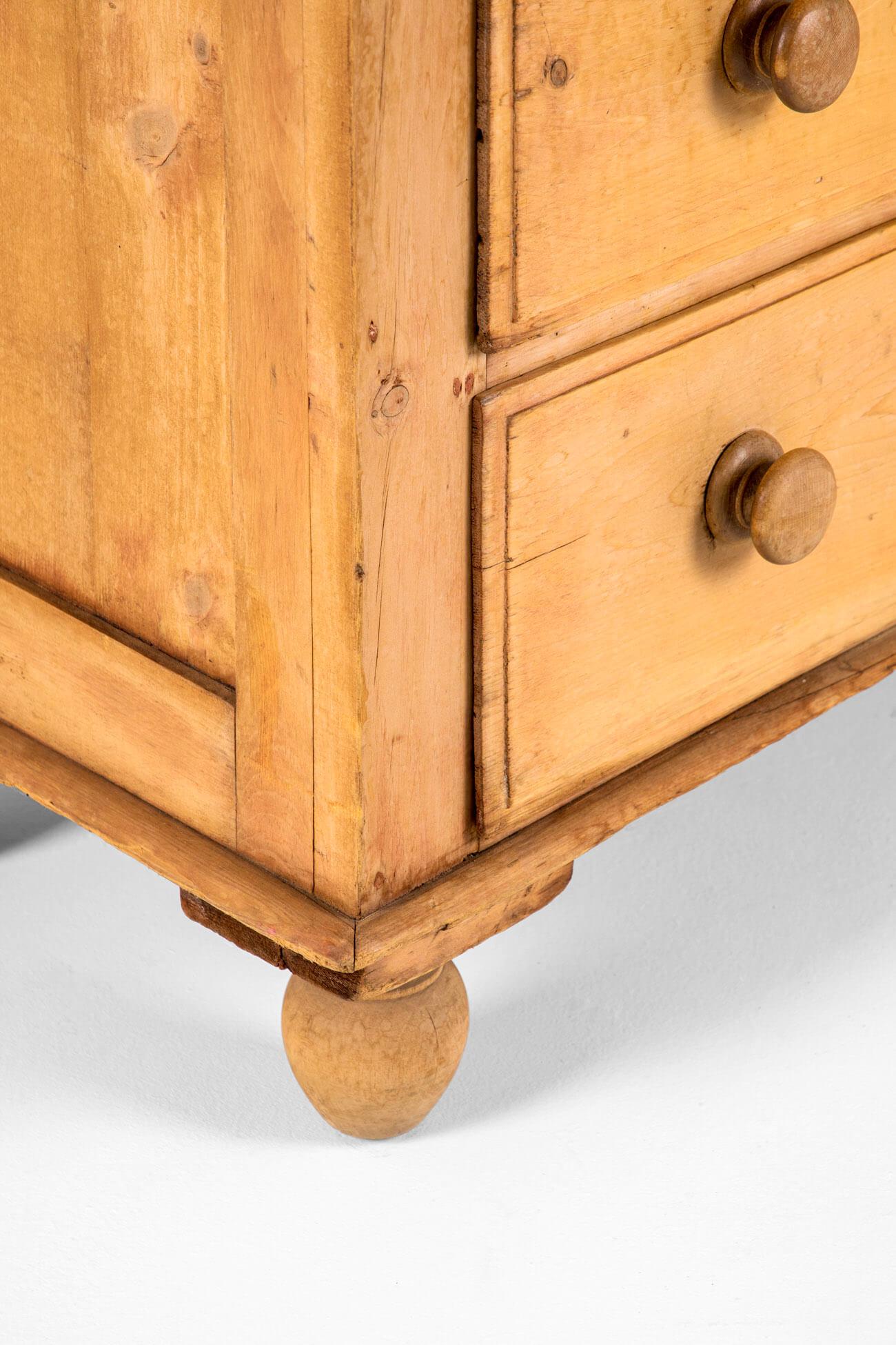 Base per comò in pino vittoriano inglese in vendita 2