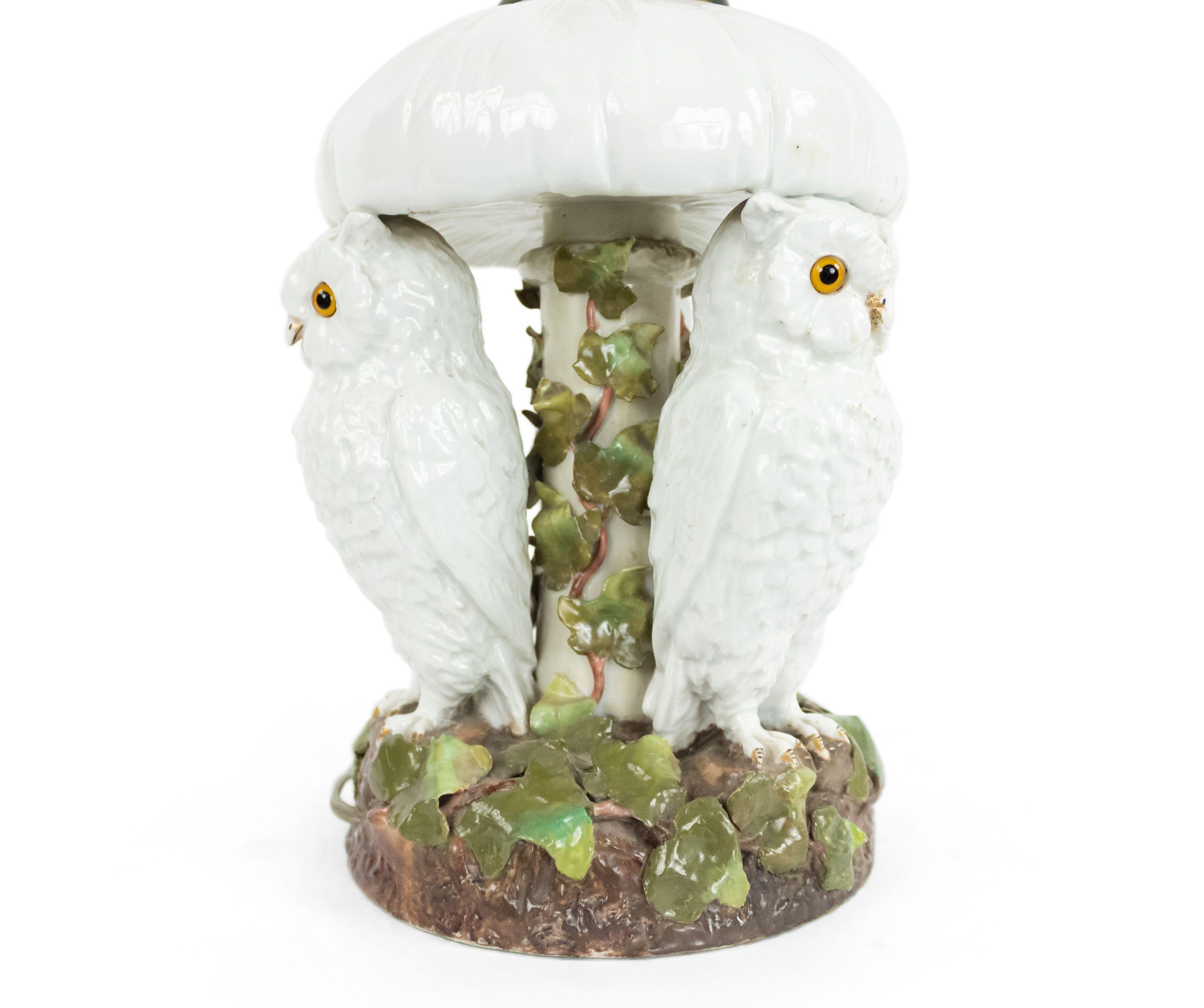 19th Century English Victorian Porcelain Owl Table Lamp For Sale