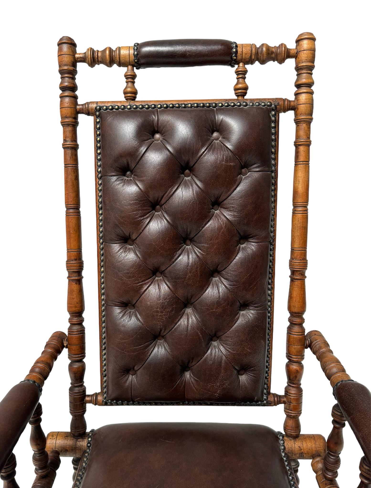 English Victorian Rocking Chair with Leather Upholstery, 1890s For Sale 4