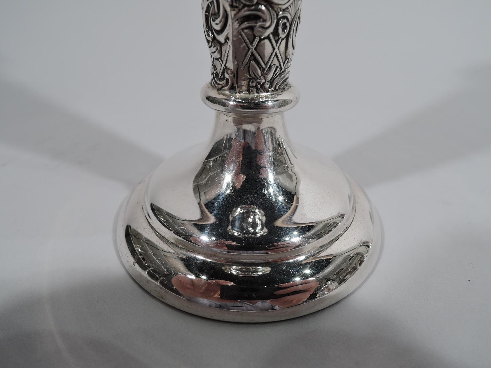 Early 20th Century English Victorian Rococo Sterling Silver Vase by William Comyns
