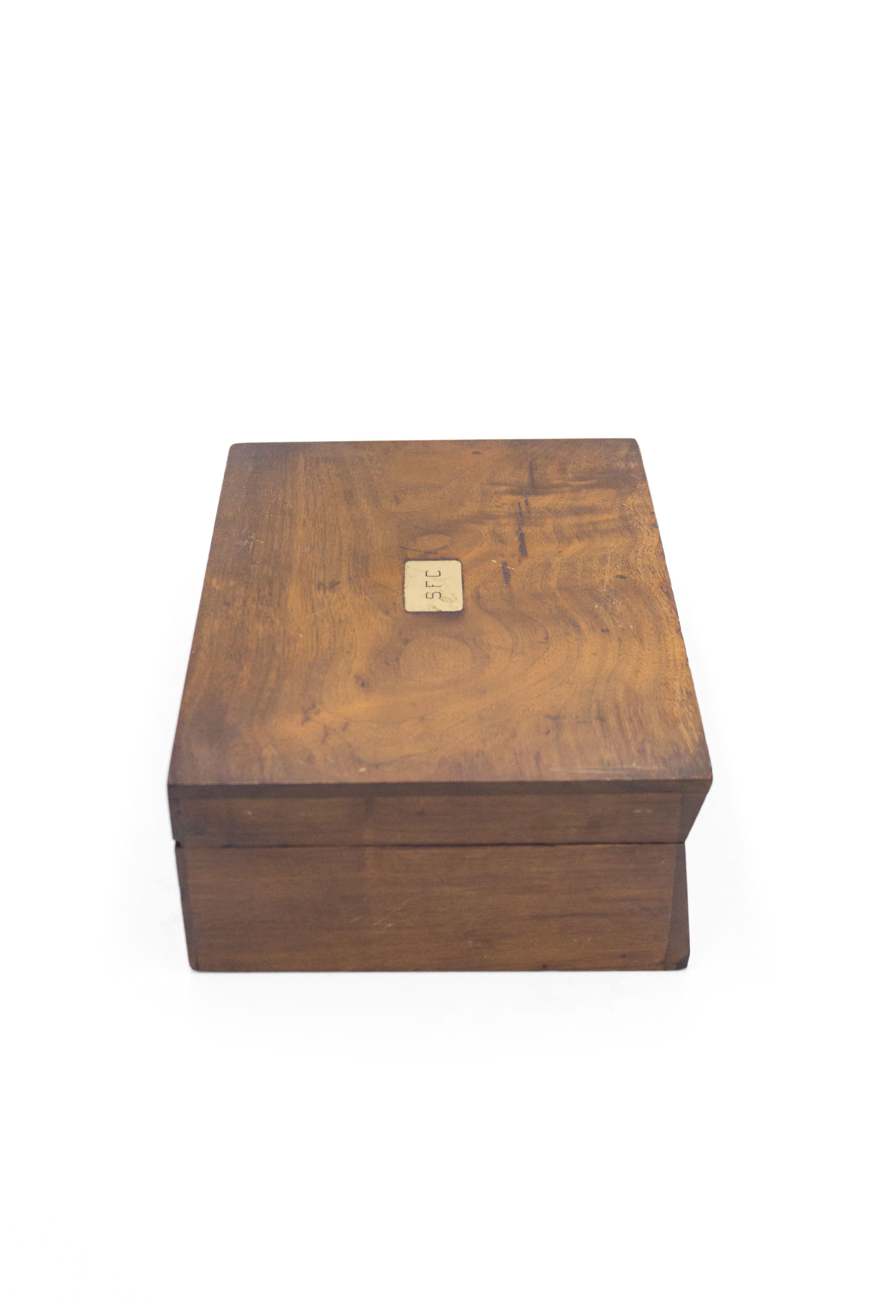 British English Victorian Rosewood Box For Sale